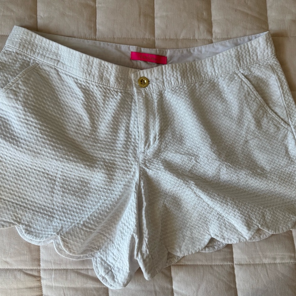 Lilly Pulitzer Buttercup Resort White Jacquard Shorts with Scallop Trim